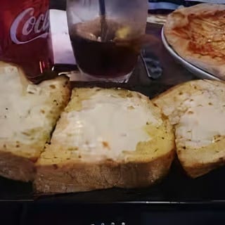Garlic Bread with Cheese